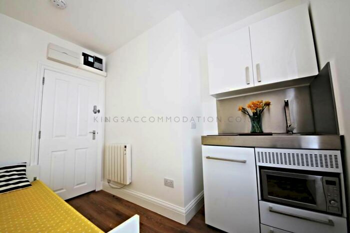 Studio To Rent In Brixton Hill, Brixton, SW2