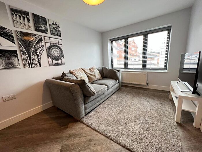 3 Bedroom Apartment To Rent In C Eton Road, West Bridgford, Nottingham, NG2