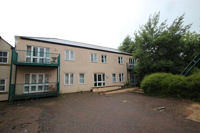 3 Bedroom Apartment To Rent In Jean Marguerite Court, Brook Street, OX1