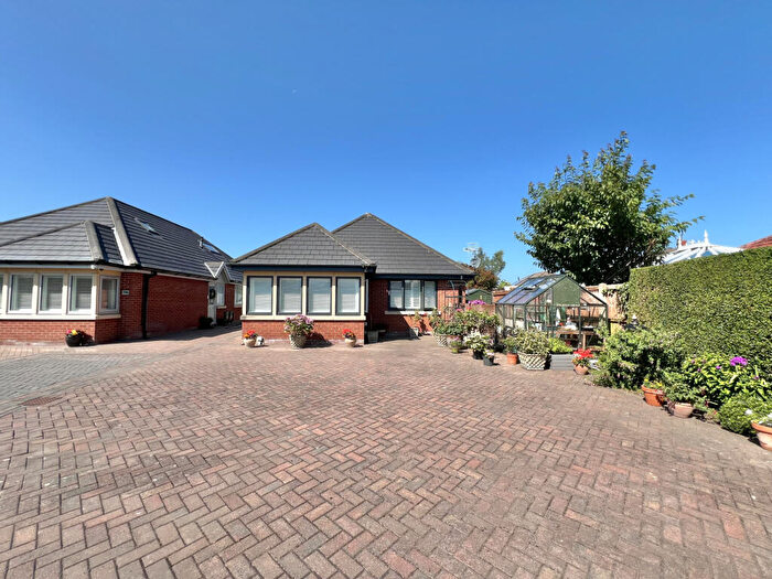 4 Bedroom Bungalow For Sale In Bispham Road, Carleton, FY6