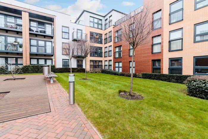 1 Bedroom Flat To Rent In Letchworth Road, Stanmore, HA7