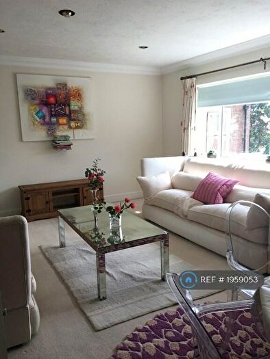 3 Bedroom Flat To Rent In Dyke Road Avenue, Hove, BN3