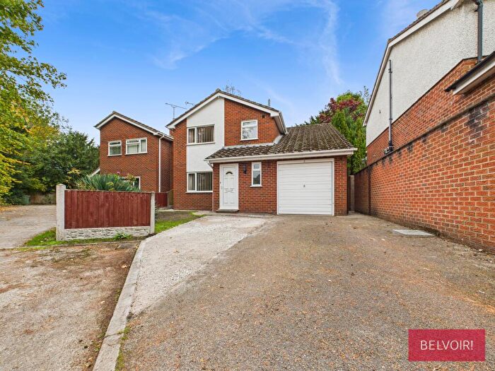 4 Bedroom Detached House To Rent In Grove Road, Wrexham, LL11