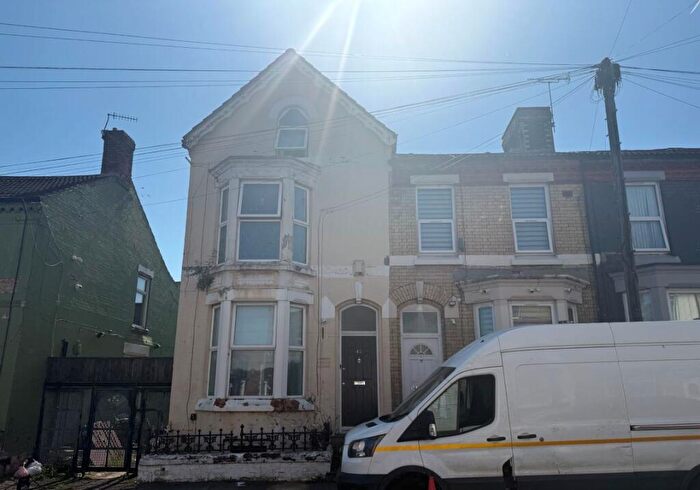 5 Bedroom End Of Terrace House For Sale In Castlewood Road, Liverpool, Merseyside, L6