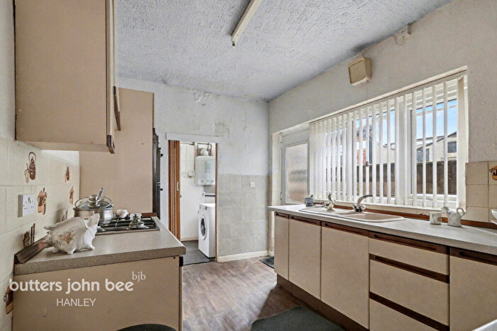 2 Bedroom Terraced House For Sale In Park Road, Burslem, Stoke-On-Trent, ST6