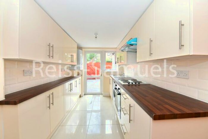 6 Bedroom End Terrace House To Rent In Manchester Road, Isle Of Dogs, Docklands, London, E14