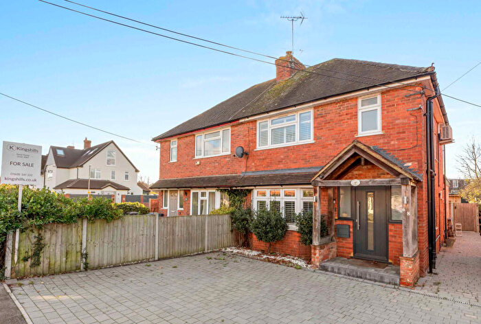 3 Bedroom Semi Detached House For Sale In Newtown Road, Marlow, Buckinghamshire, SL7