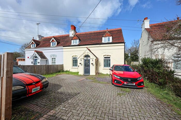 4 Bedroom Semi-Detached House For Sale In St. Andrews Road, Burgess Hill, RH15