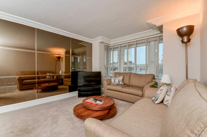 1 Bedroom Flat To Rent In Wrights Lane, Kensington, London, W8