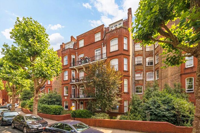 4 Bedroom Flat To Rent In Lissenden Gardens, Gospel Oak, NW5