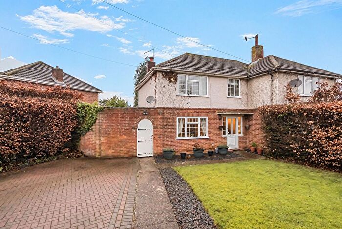 2 Bedroom Semi-Detached House For Sale In Wentworth Avenue, Reading, Berkshire, RG2