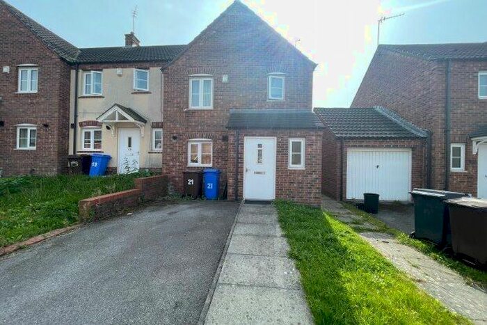 3 Bedroom Property To Rent In Payler Close, Sheffield, S2