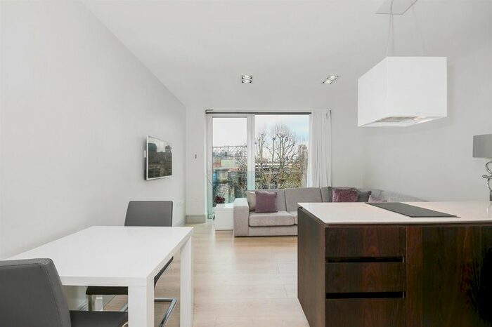 1 Bedroom Flat To Rent In Maltings Place, London, SE1