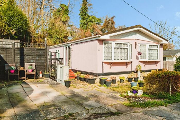 2 Bedroom Detached House For Sale In Bostal Road, Steyning, West Sussex, BN44