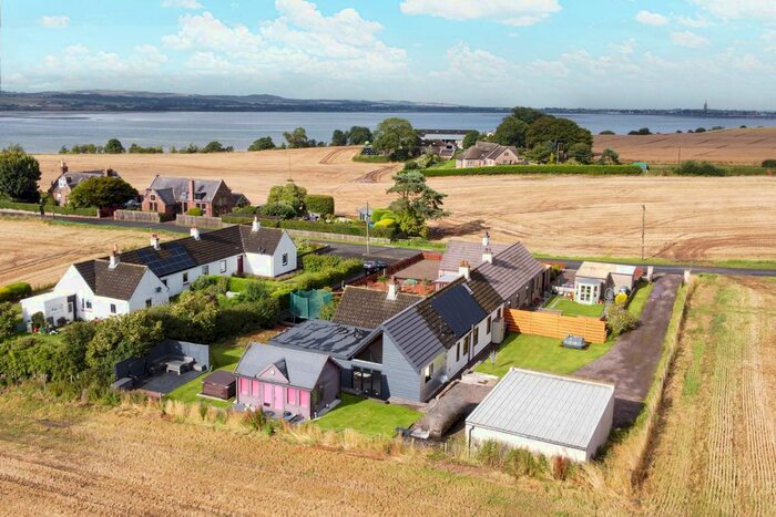 3 Bedroom Semi-Detached Bungalow For Sale In Montrose, DD10