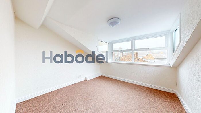 1 Bedroom Flat To Rent In Aberdeen Walk, Scarborough, YO11