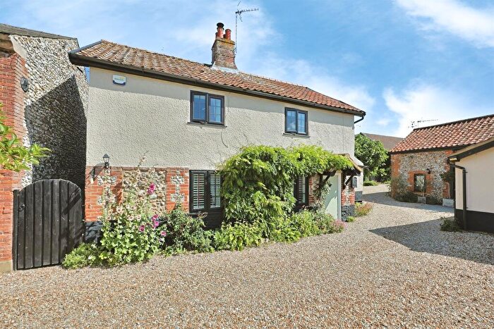 3 Bedroom Character Property For Sale In The Street, Sporle, PE32