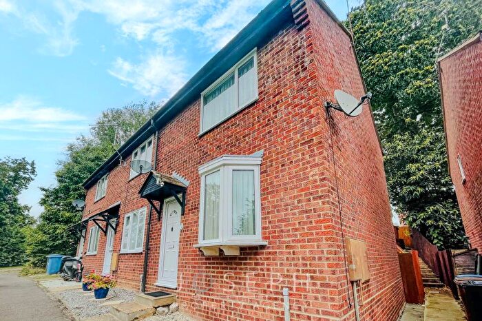 2 Bedroom End Of Terrace House To Rent In Acer Grove, Ipswich, IP8
