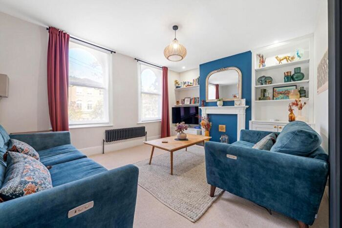 1 Bedroom Flat For Sale In Milton Road, SE24