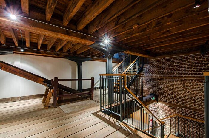 1 Bedroom Flat To Rent In Port East, Canary Wharf, London, E14