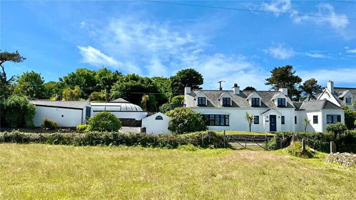 4 Bedroom Detached House For Sale In Cilan, Pwllheli, Gwynedd, LL53