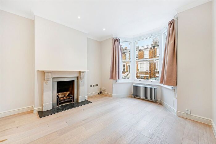 5 Bedroom Terraced House To Rent In Brackenbury Road, London, W6