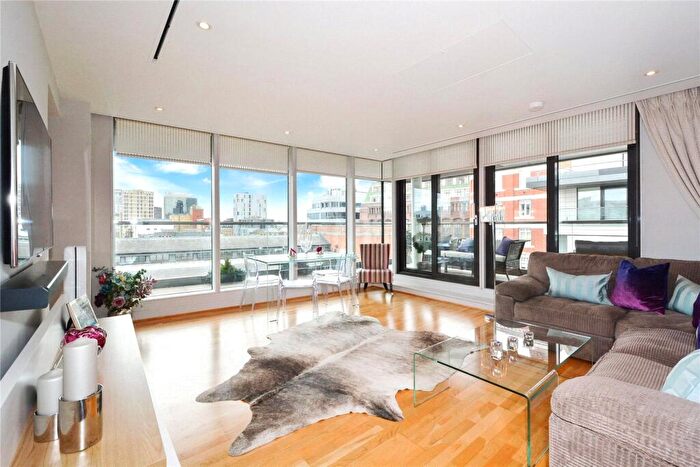 3 Bedroom Flat To Rent In Times Square, Aldgate, E1