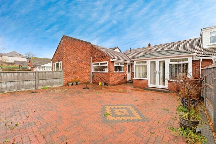 2 Bedroom Terraced Bungalow For Sale In Howbeck Close, Prenton, CH43
