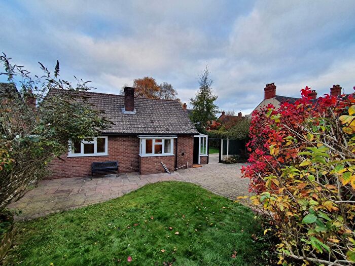 2 Bedroom Detached Bungalow To Rent In Shrewsbury Road, Market Drayton, TF9
