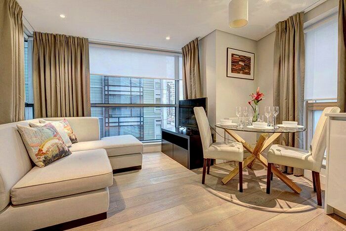 3 Bedroom Flat To Rent In Merchant Square East, Paddington, London, W2