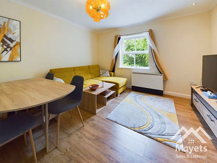 2 Bedroom Flat To Rent In Woodlands Corner, Lilford Road, Blackburn, BB1