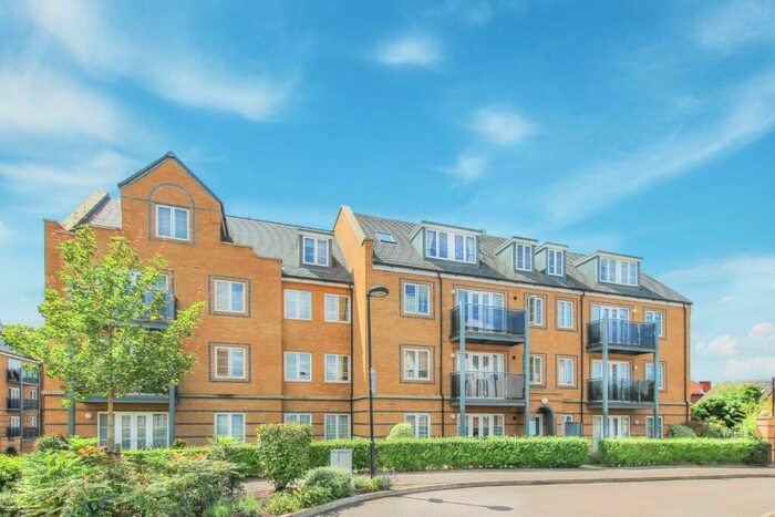 2 Bedroom Apartment To Rent In Constables Way, Hertford, SG13