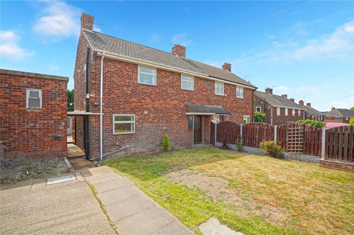 3 Bedroom Semi-Detached House For Sale In Gullingwood Drive, Thrybergh, Rotherham, South Yorkshire, S65