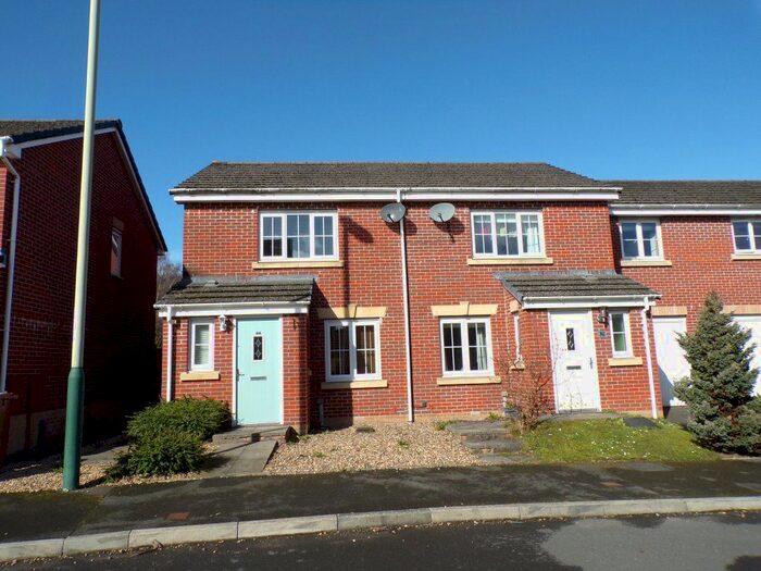 2 Bedroom Property To Rent In Woodside Drive, Newbridge, Newport, NP11