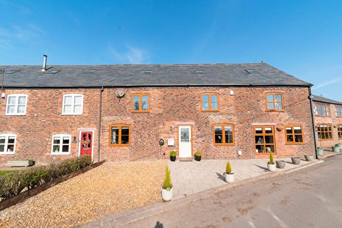 4 Bedroom Barn Conversion For Sale In Greens Lane, Lydiate, Merseyside, L31