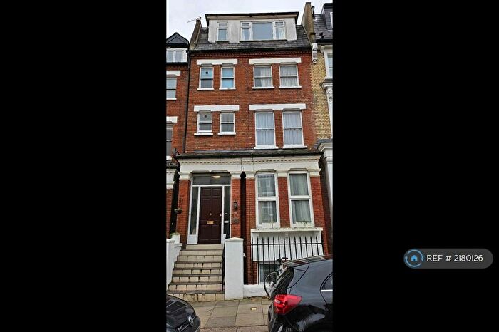 2 Bedroom Flat To Rent In Belsize Park, London, NW3