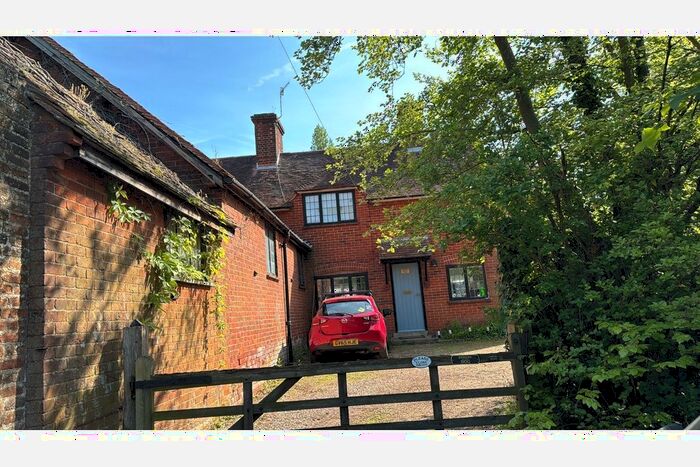 3 Bedroom Semi-Detached House To Rent In Woking Road, Jacobs Well, Guildford, GU4