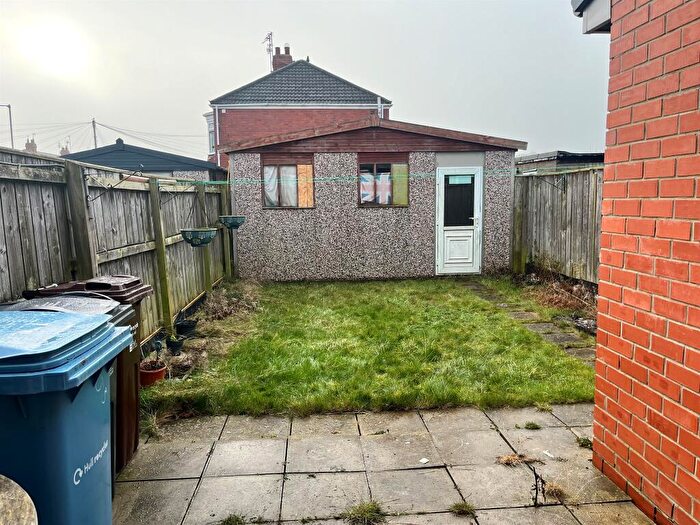 3 Bedroom Terraced House For Sale In Willerby Road, Hull, HU5