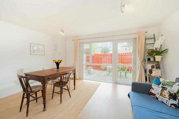 1 Bedroom Flat To Rent In Notting Barn Road, London, W10
