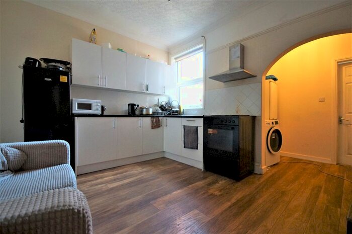 5 Bedroom Terraced House To Rent In Beaconsfield Road, Coventry, CV2