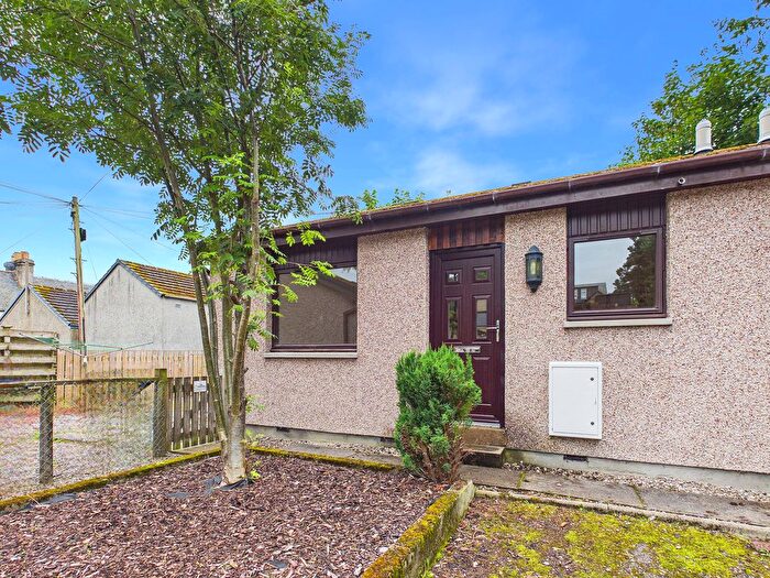 1 Bedroom Semi-Detached House For Sale In James Court, Kingussie, PH21
