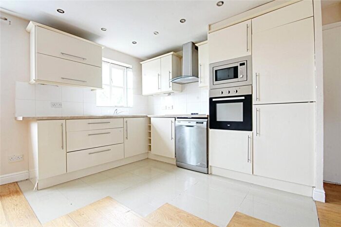 2 Bedroom Flat To Rent In Martini Drive, Enfield, EN3