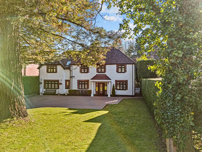 5 Bedroom Detached House For Sale In Bridge Road, Old St. Mellons, Cardiff, South Glamorgan, CF3