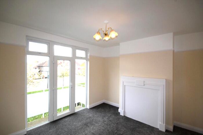 3 Bedroom Flat For Sale In Harrow Road, Wembley, Middlesex, HA9