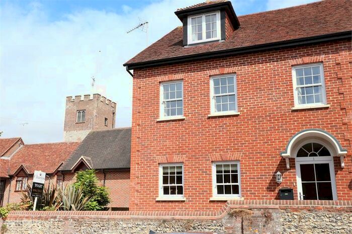 4 Bedroom Semi-Detached House To Rent In Station Road, Alresford, Hampshire, SO24