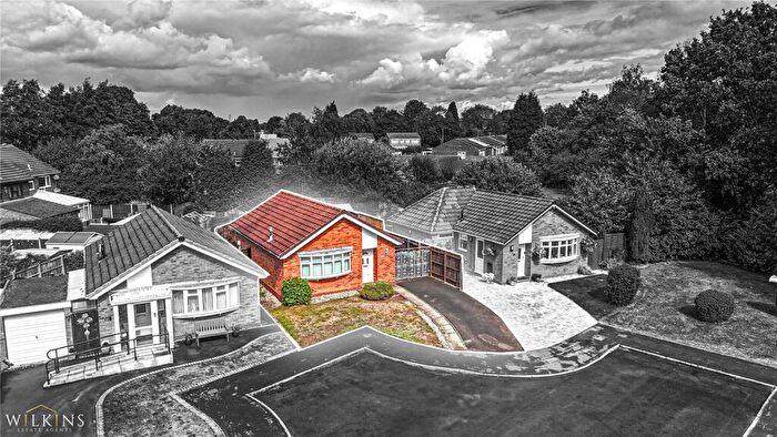 2 Bedroom Bungalow For Sale In Cringlebrook, Tamworth, Staffordshire, B77