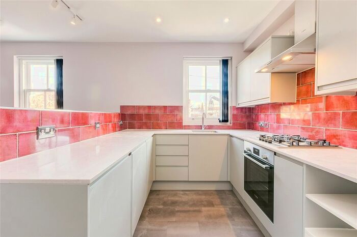 1 Bedroom Detached House To Rent In Grove Mews, London, W6