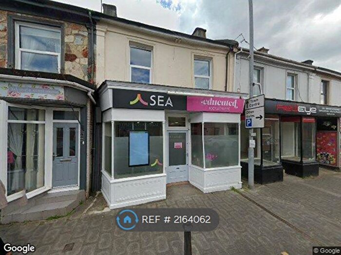 2 Bedroom Flat To Rent In Queen Street, Newton Abbot, TQ12