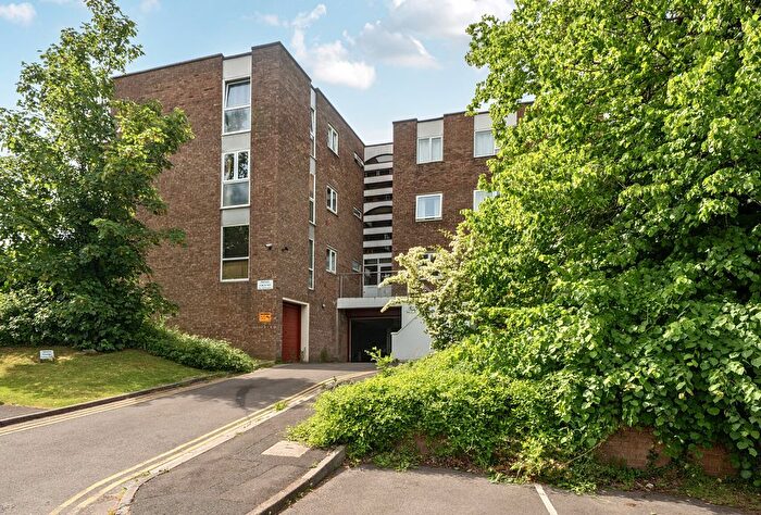 3 Bedroom Flat For Sale In Ison Hill Road, Bristol, Somerset, BS10