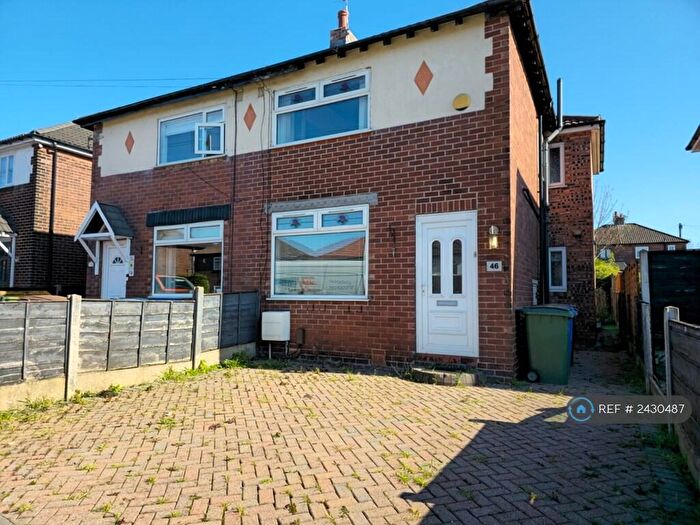 3 Bedroom Semi-Detached House To Rent In Woodbank Avenue, Bredbury, Stockport, SK6